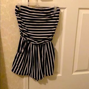 Strapless romper/jumper